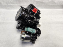 Load image into Gallery viewer, DELPHI PUMP| 28526888| COMMON RAIL PUMP| REMAN|CORE CHARGE