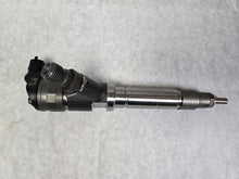 Load image into Gallery viewer, 97780360 CHEVROLET INJECTOR | NEW | GMC | BOSCH | CORE CHARGE