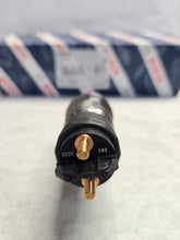 Load image into Gallery viewer, 0-986-435-518 INJECTOR | BOSCH | 6.7L INJECTOR PICK-UP FOR TRUCK (NEW)